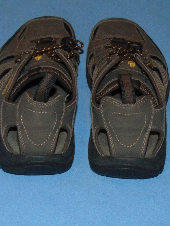 TEVA KITLING CLOSED TOE SANDALS - Picture 3 of 5